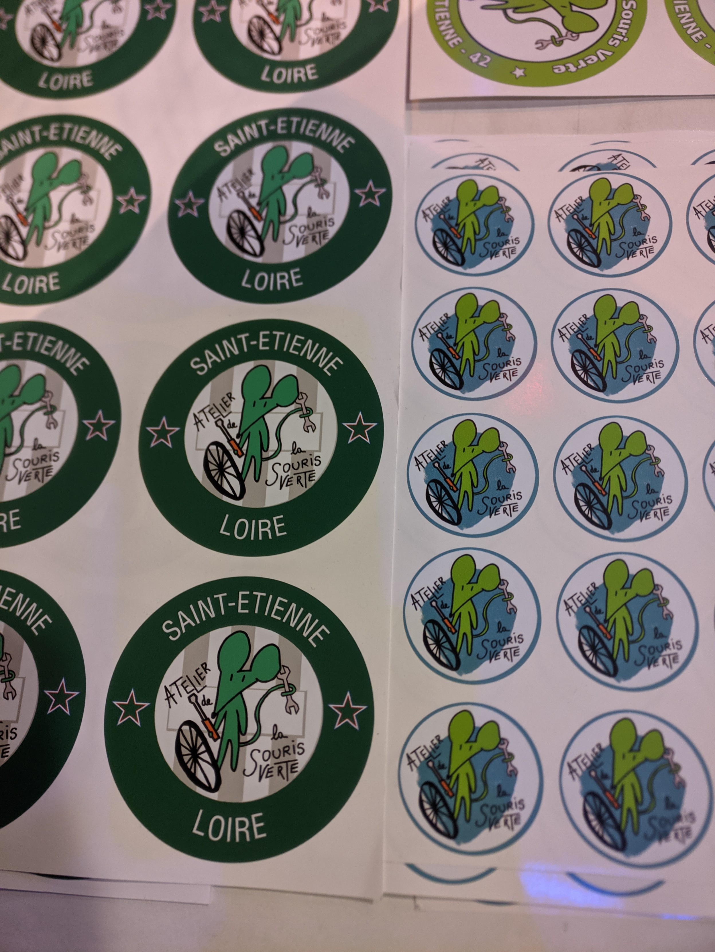 Autres panches de stickers de l'atelier de la souris verte.