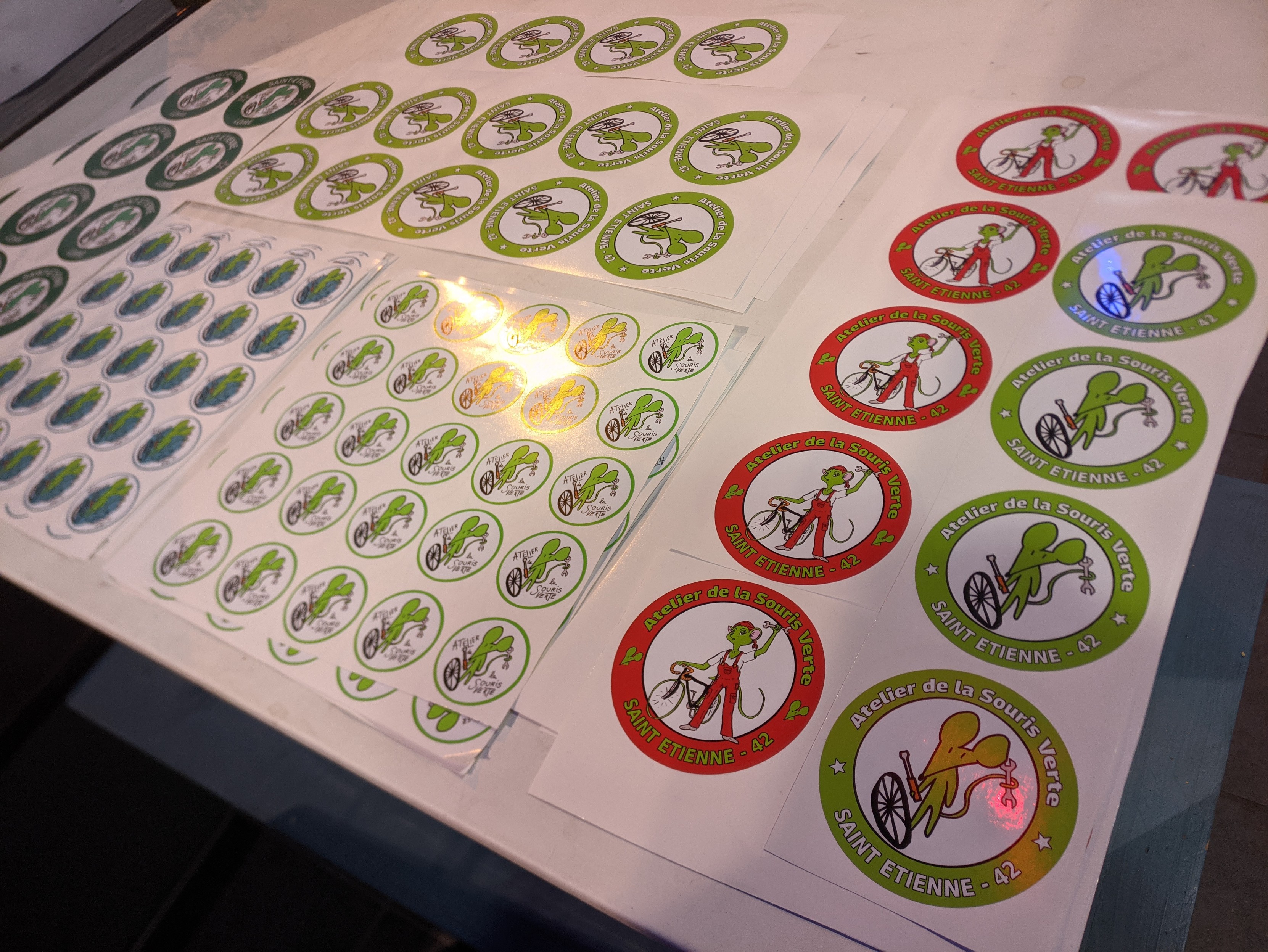 Planches de stickers de l'atelier de la souris verte.