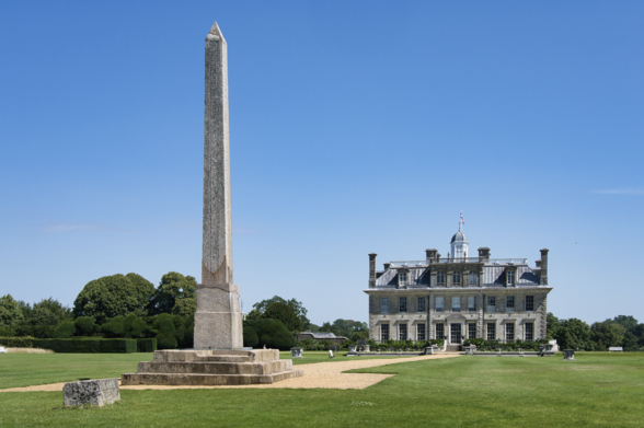a stately home in England, with a stolen Egyptian obelisk, but what's most remarkable is the blear blue skies unsullied baby airplane pollution due to the worldwide computer fubar.