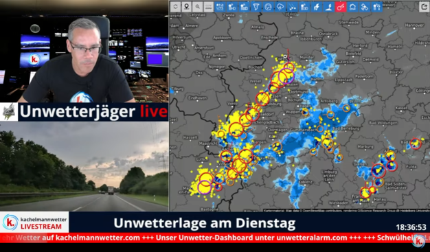 Screenshot des Livestreams mit der gezündeten Gewitter-Zelle in NRW mit aktuell den stärksten Zellen. 