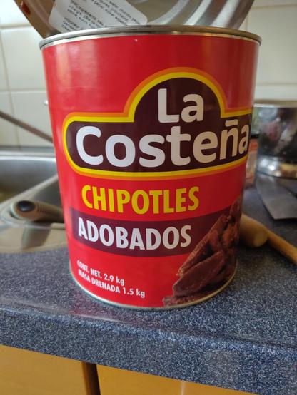 groot blik chipotle in adobo.