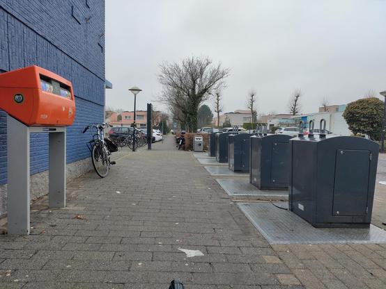 brievenbus, dekamarkt, glasbakken