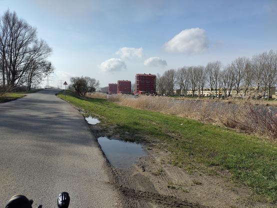 Regenboogbuurt vanaf de Trekweg