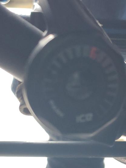 stelschroef van de handrem