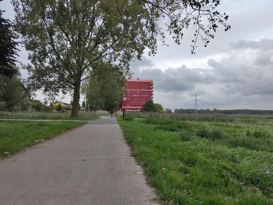 rooie donder in Almere buiten