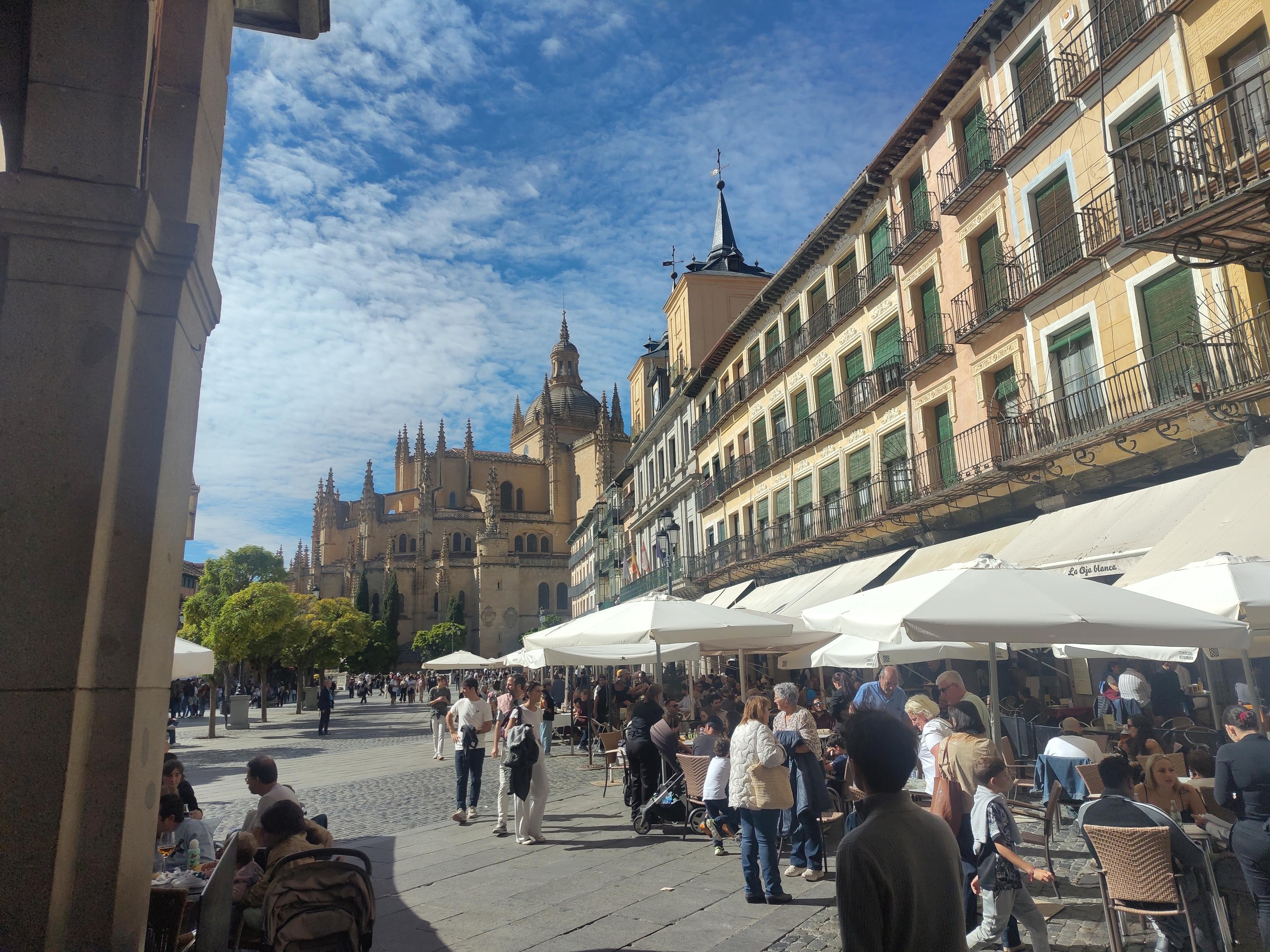 Plaza de catedral de segovia