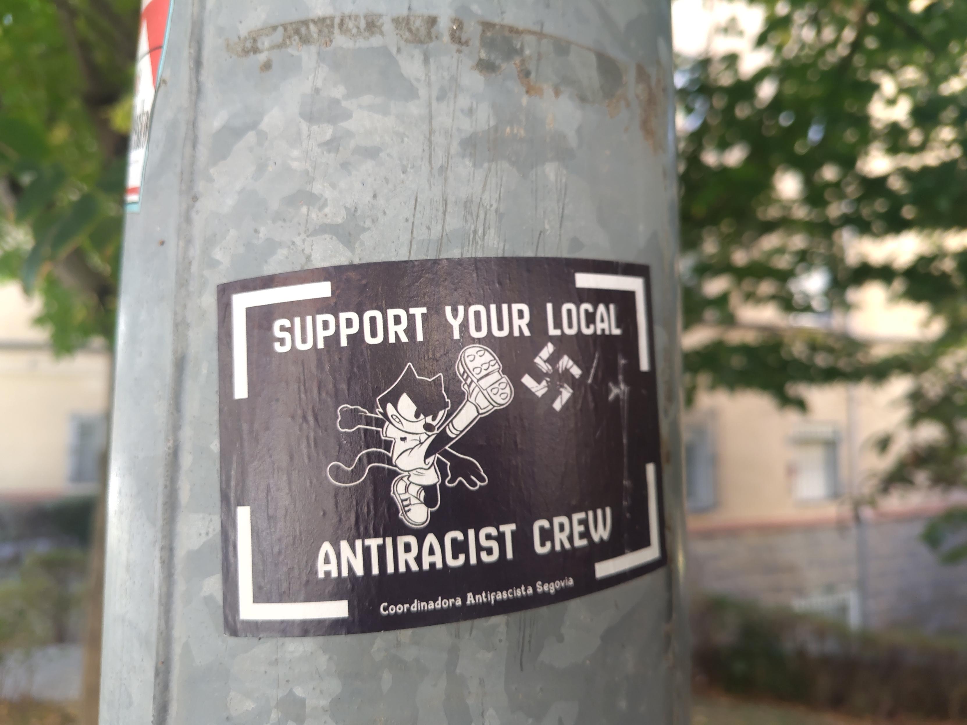 Antiracismo.en pegatina